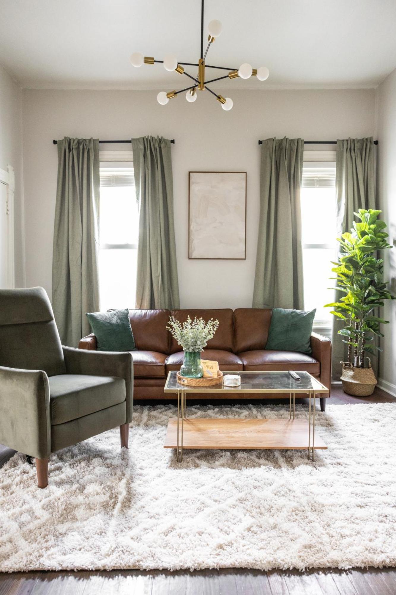 Mid-Century Modern Retreat In Little Italy Apartamento Cleveland Exterior foto